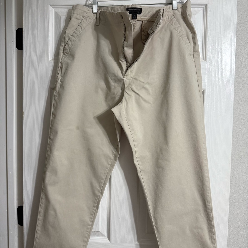 Banana Republic Women’s Khaki Chinos